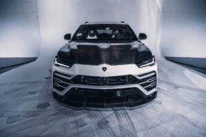 Lamborghini Urus 1016 Industries carbon fiber Race bonnet