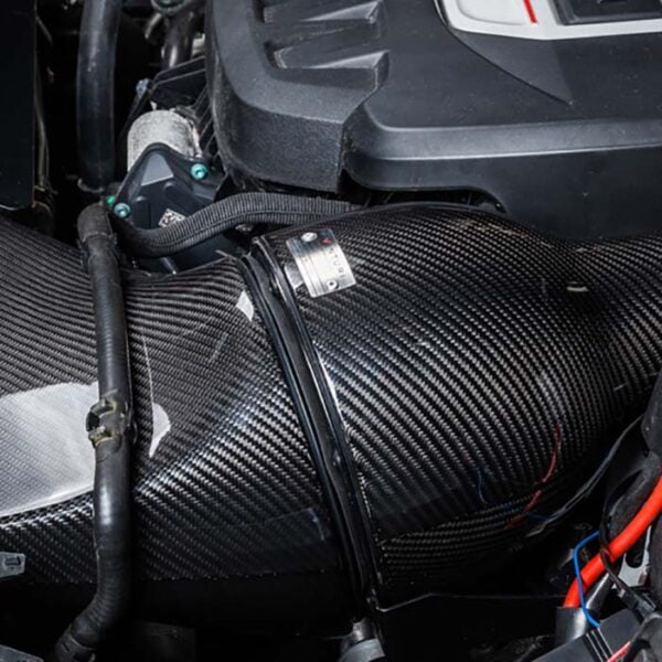 Admisie aer sport Audi S3 2.0 TFSI Black Carbon EVENTURI