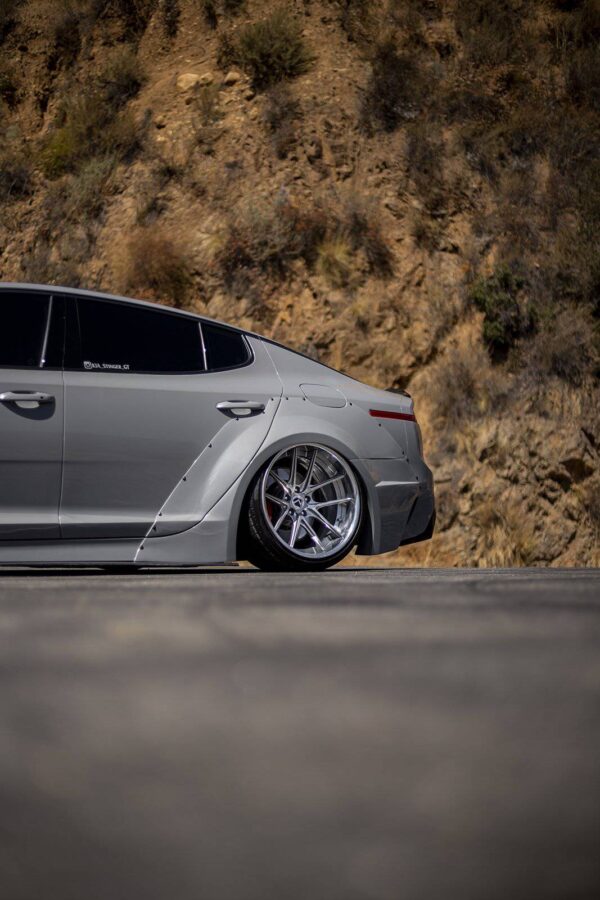 Bodykit KIA STINGER fibra carbon ADRO
