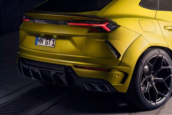 Bodykit Lamborghini Urus ESTESO Widebody NOVITEC