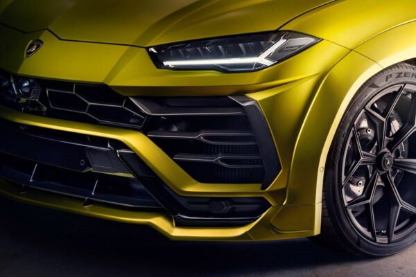 Bodykit Lamborghini Urus ESTESO Widebody NOVITEC