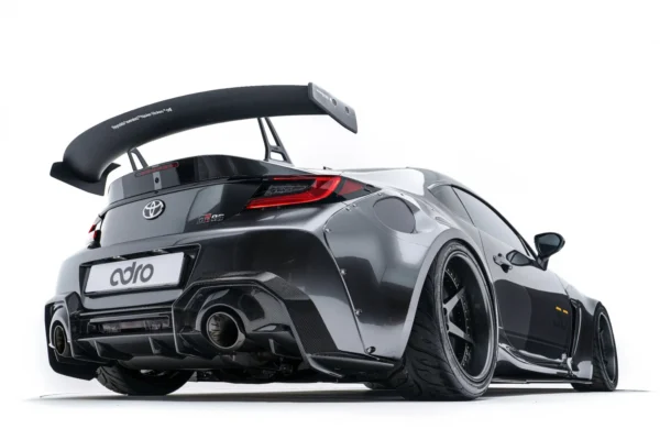 Bodykit widebody Toyota GR86 fibra carbon ADRO