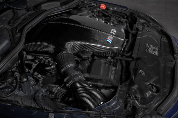 Capac motor fibra carbon BMW E6X M5 M6 EVENTURI