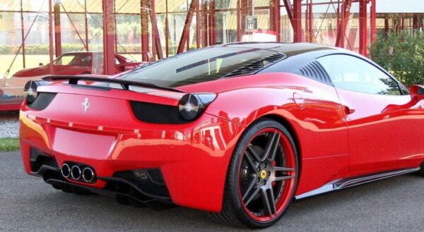 Ornament compartiment motor fibra carbon Ferrari 458 Italia Novitec