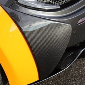 Ornamente bara spate McLaren 540 C / 570 S COUPE / GT / SPIDER fibra carbon Novitec