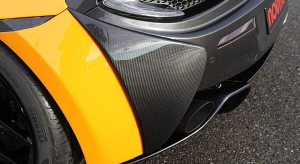 Ornamente bara spate McLaren 540 C / 570 S COUPE / GT / SPIDER fibra carbon Novitec
