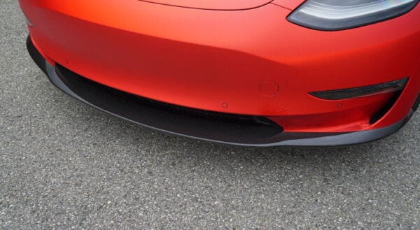 Prelungire spoiler fata fibra carbon Tesla 3 Novitec